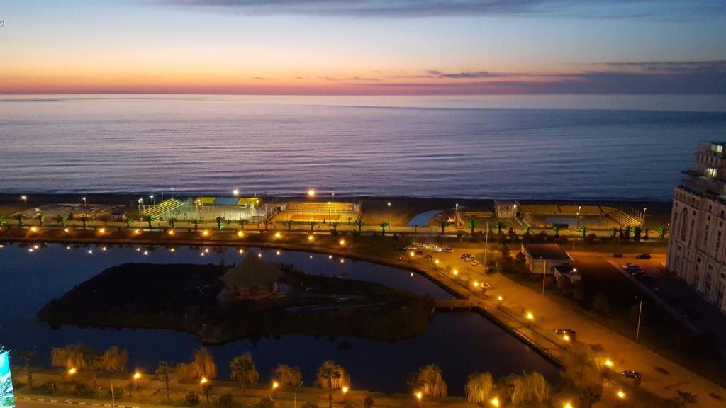 Gorgiladze Black Sea Apartment Batumi Eksteriør billede